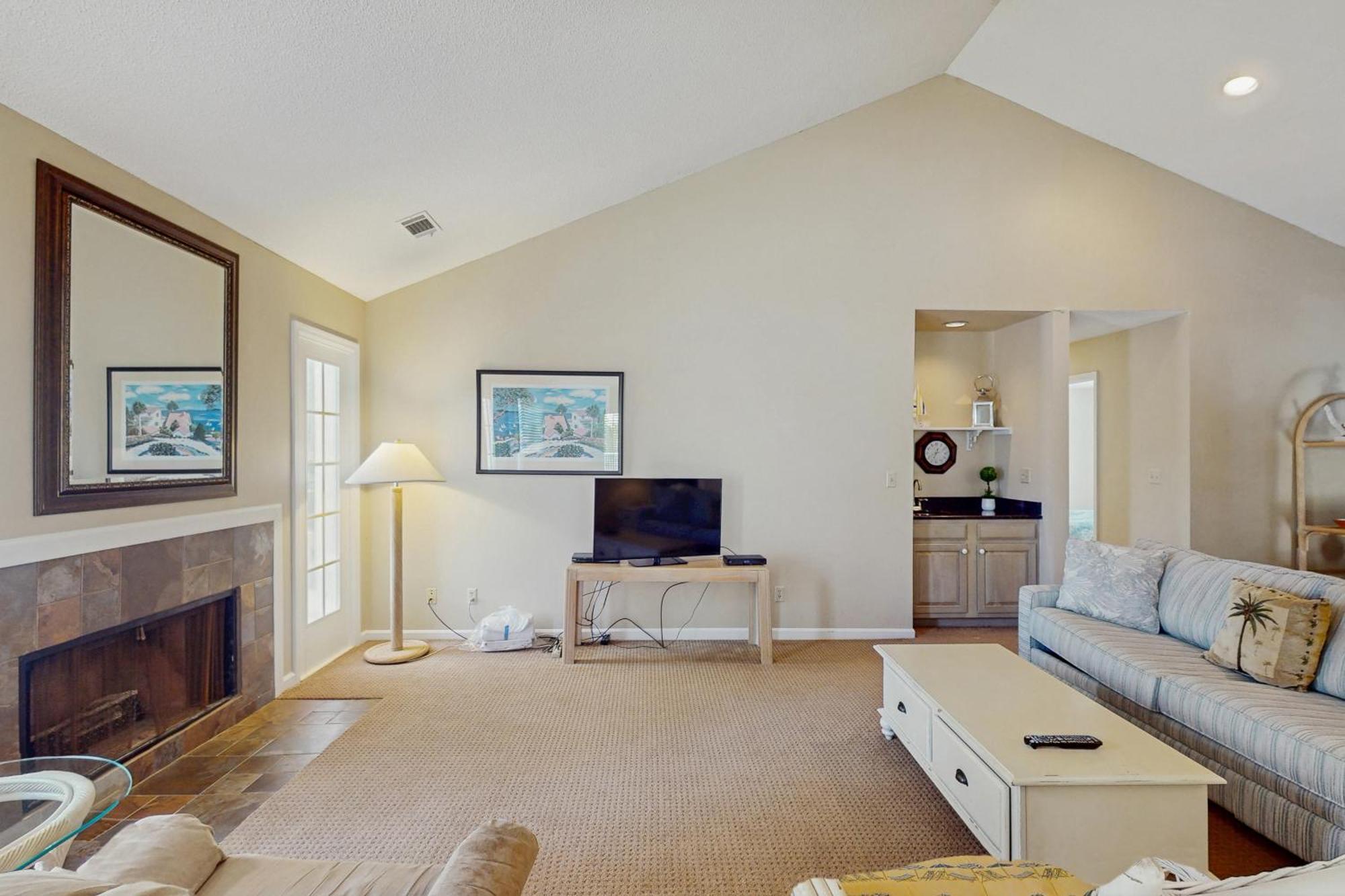 Evian 285 Apartment Hilton Head Island Exterior photo